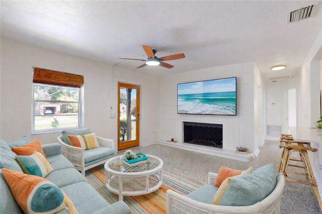 1505 25th Avenue, Vero Beach, FL 32960