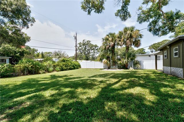 1505 25th Avenue, Vero Beach, FL 32960