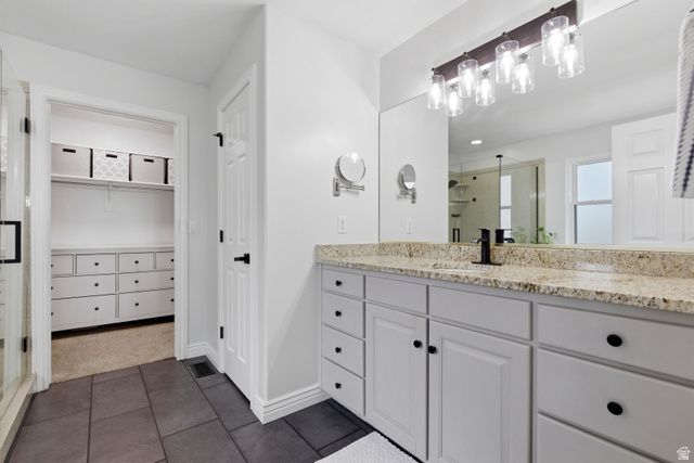 2011 W HILL ST, Kaysville, UT 84037