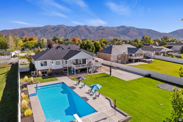 2011 W HILL ST, Kaysville, UT 84037