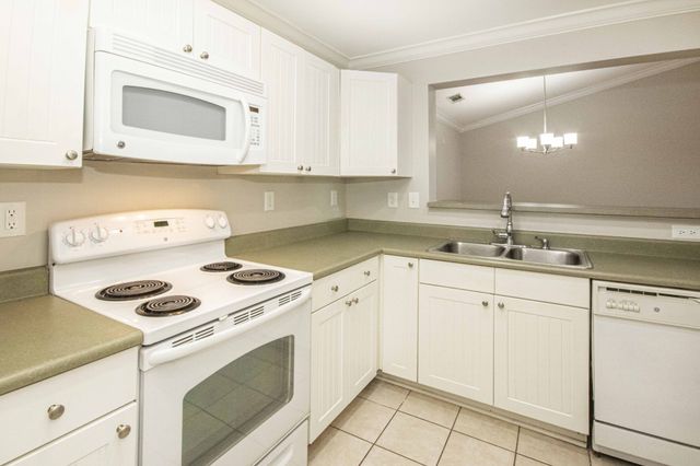 3720 Spruce Ridge Way Apt 2231, Knoxville, TN 37920