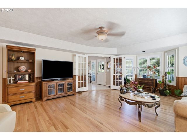 32663 Se PROCTOR St, Gresham, OR 97080