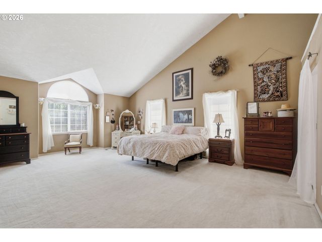 32663 Se PROCTOR St, Gresham, OR 97080