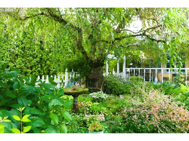 32663 Se PROCTOR St, Gresham, OR 97080
