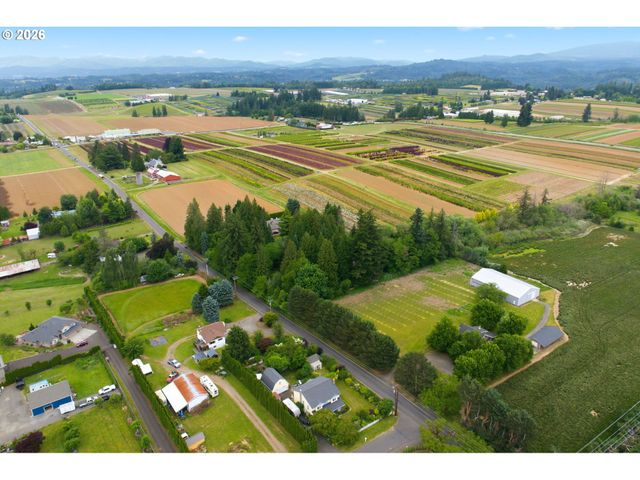 32663 Se PROCTOR St, Gresham, OR 97080