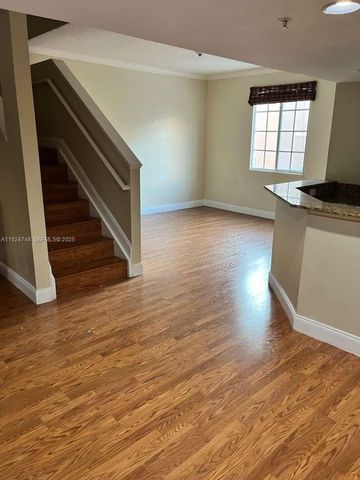 2891 NE 185th St 1006, Aventura, FL 33180