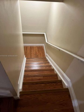 2891 NE 185th St 1006, Aventura, FL 33180