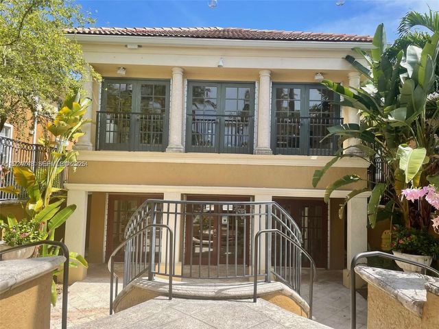 2891 NE 185th St 1006, Aventura, FL 33180