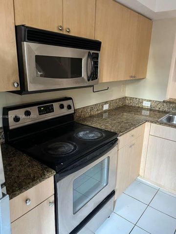 2891 NE 185th St 1006, Aventura, FL 33180