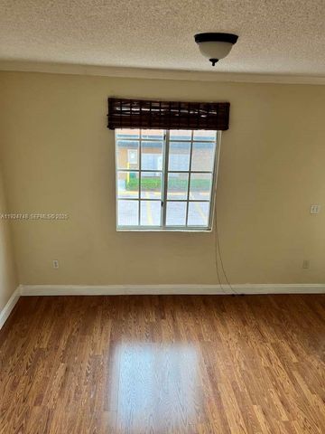 2891 NE 185th St 1006, Aventura, FL 33180