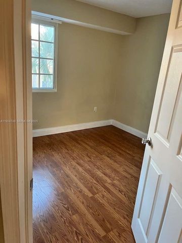 2891 NE 185th St 1006, Aventura, FL 33180