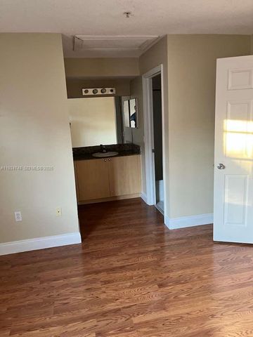 2891 NE 185th St 1006, Aventura, FL 33180