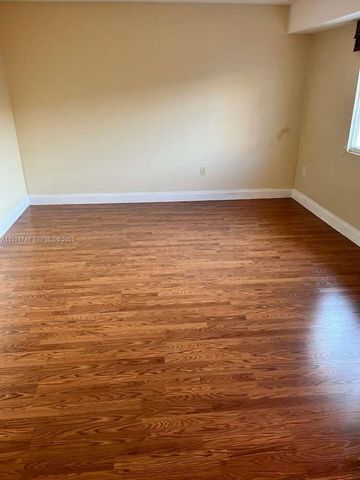 2891 NE 185th St 1006, Aventura, FL 33180