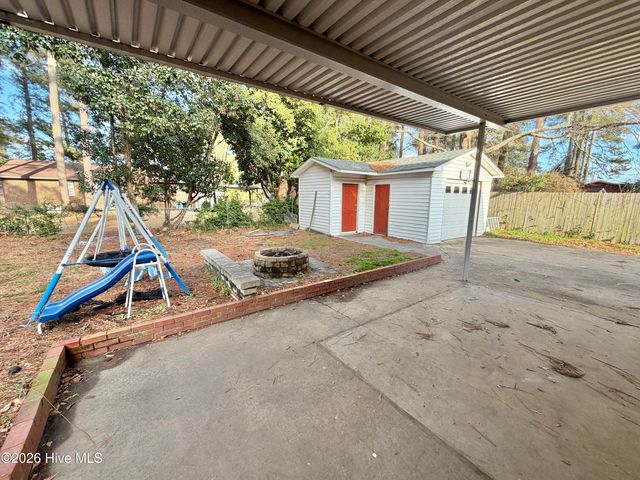 2205 Carey Road, Kinston, NC 28504