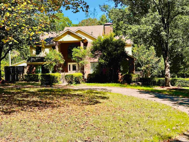 426 Mills Park Road, Bryant, AR 72022