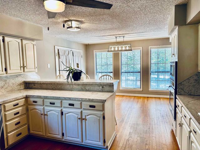 426 Mills Park Road, Bryant, AR 72022