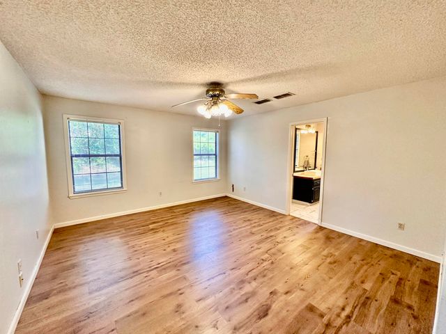 426 Mills Park Road, Bryant, AR 72022