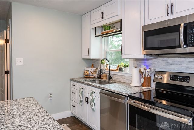 2048 Van Oss Drive, Beavercreek, OH 45431