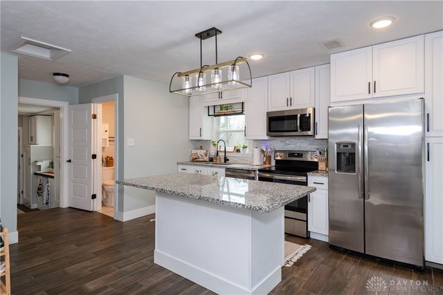 2048 Van Oss Drive, Beavercreek, OH 45431