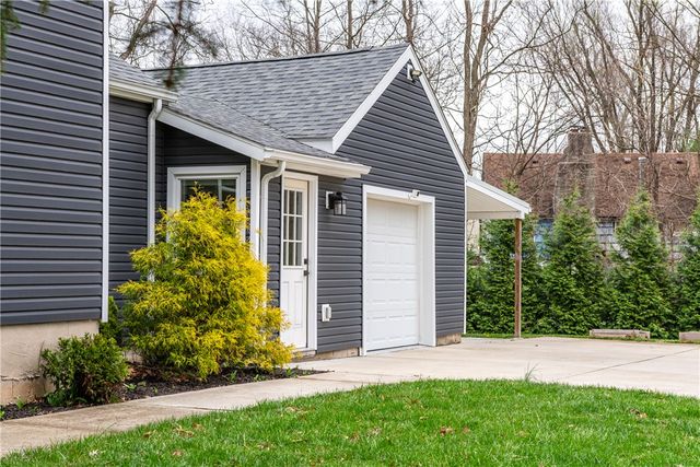 2048 Van Oss Drive, Beavercreek, OH 45431