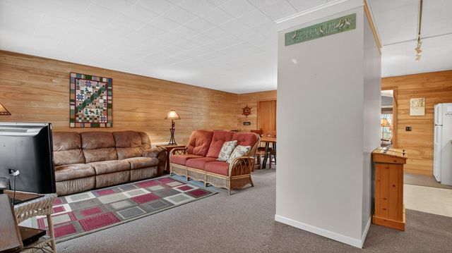 N1247 Deer Island Road, Stockholm, WI 54769