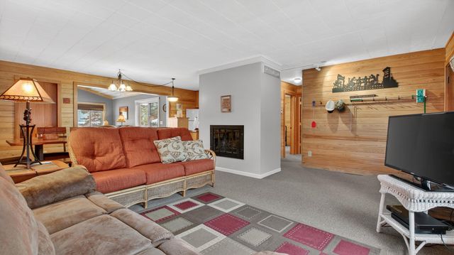 N1247 Deer Island Road, Stockholm, WI 54769