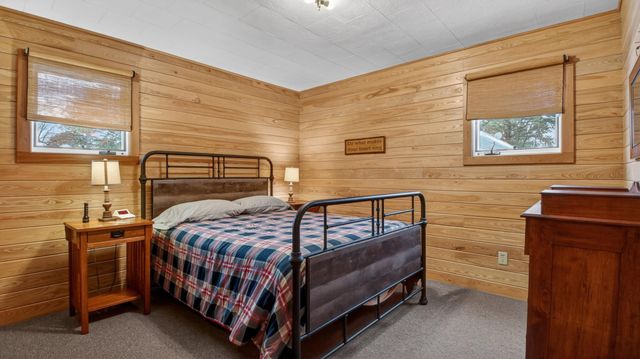 N1247 Deer Island Road, Stockholm, WI 54769