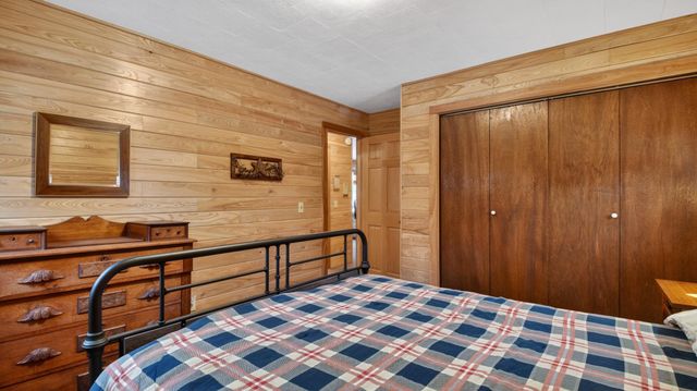 N1247 Deer Island Road, Stockholm, WI 54769