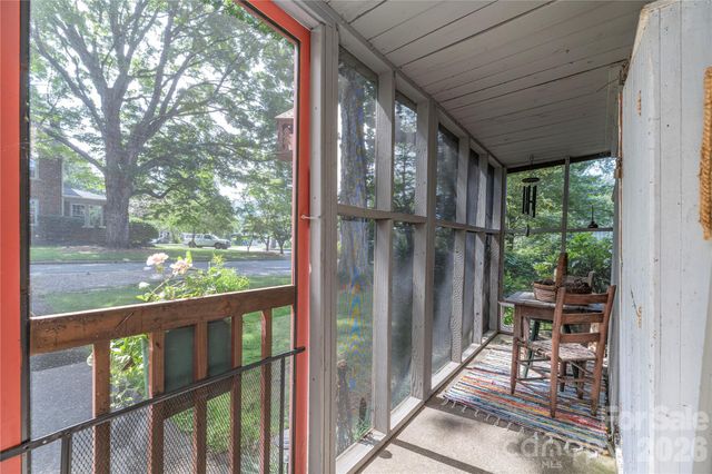 21 Lincoln Avenue, Asheville, NC 28803
