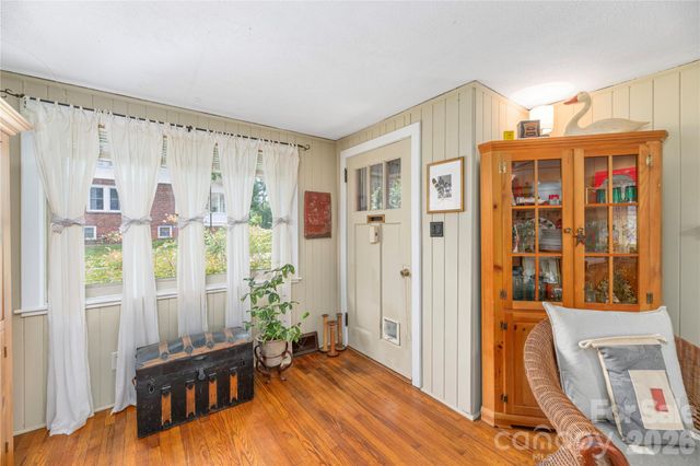 21 Lincoln Avenue, Asheville, NC 28803