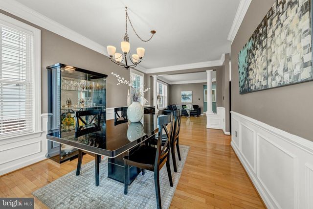42654 FRONTIER DR, Brambleton, VA 20148