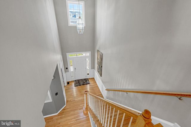 42654 FRONTIER DR, Brambleton, VA 20148