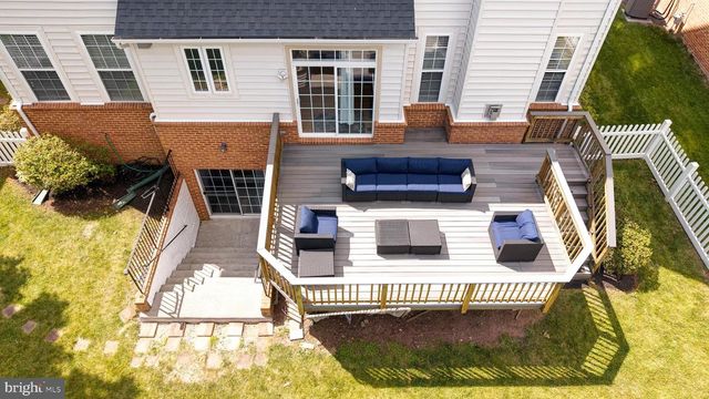 42654 FRONTIER DR, Brambleton, VA 20148