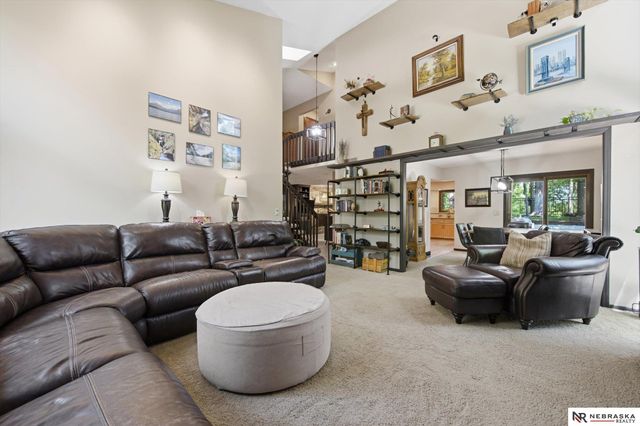 1011 Day Drive, Bellevue, NE 68005