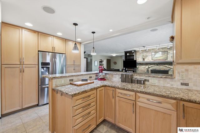 1011 Day Drive, Bellevue, NE 68005