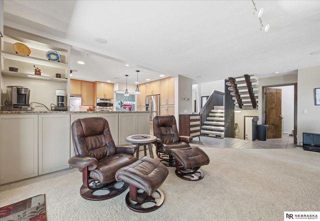 1011 Day Drive, Bellevue, NE 68005