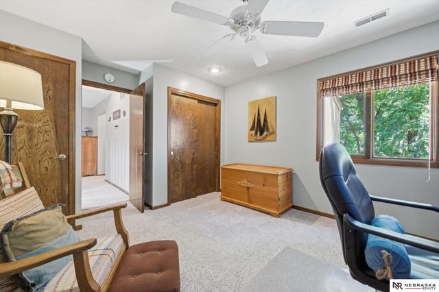 1011 Day Drive, Bellevue, NE 68005