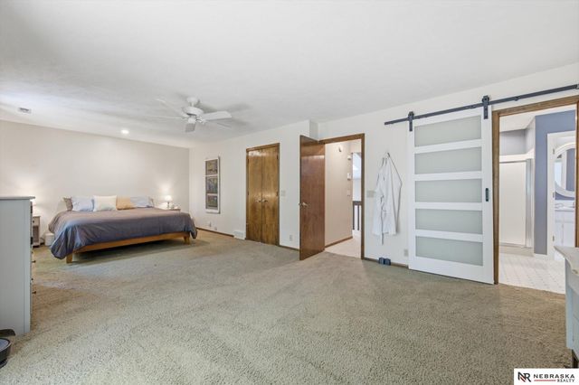 1011 Day Drive, Bellevue, NE 68005