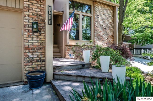1011 Day Drive, Bellevue, NE 68005