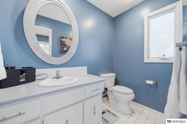 1011 Day Drive, Bellevue, NE 68005