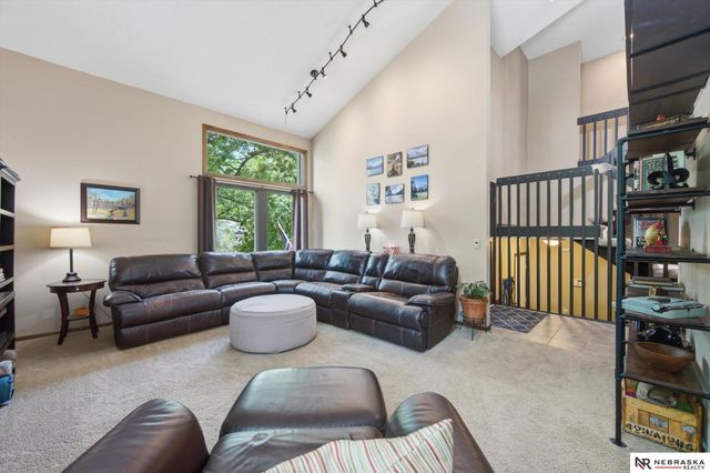 1011 Day Drive, Bellevue, NE 68005