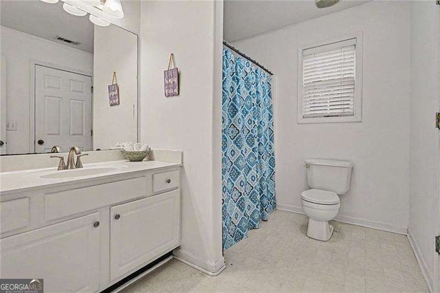 106 Lexington Parke Drive, Woodstock, GA 30189