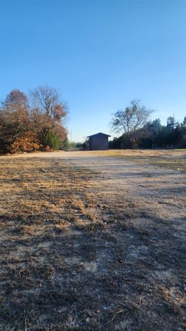 905 Zion Hill Road B, Weatherford, TX 76088