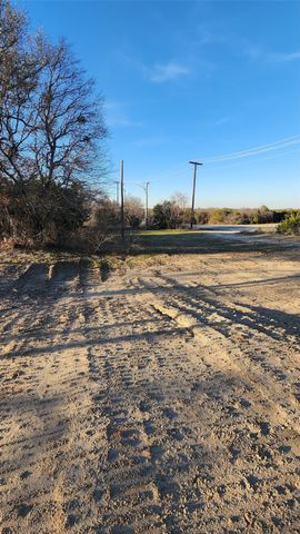 905 Zion Hill Road B, Weatherford, TX 76088