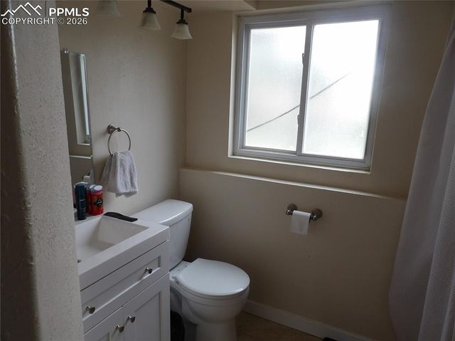 3927 Whittier Drive, Colorado Springs, CO 80910