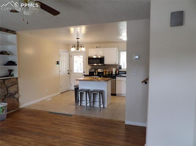 3927 Whittier Drive, Colorado Springs, CO 80910