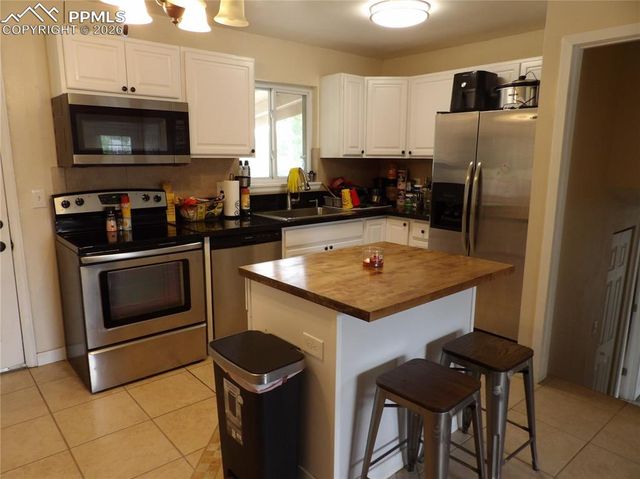 3927 Whittier Drive, Colorado Springs, CO 80910