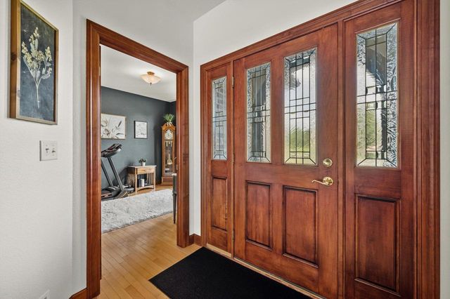 165 Chelsea LANE, Union Grove, WI 53182