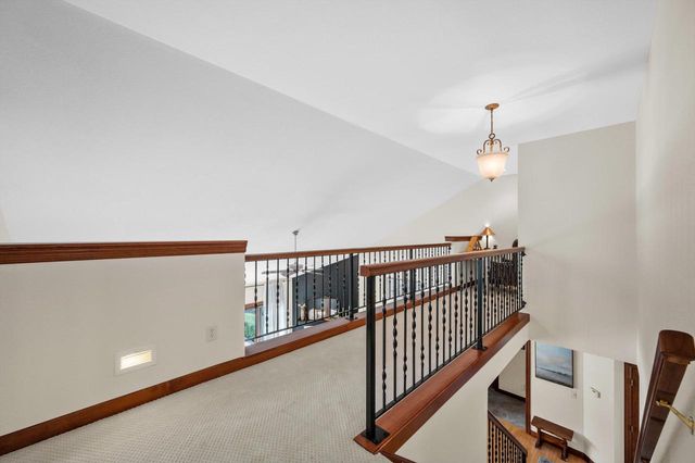 165 Chelsea LANE, Union Grove, WI 53182