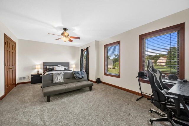 165 Chelsea LANE, Union Grove, WI 53182